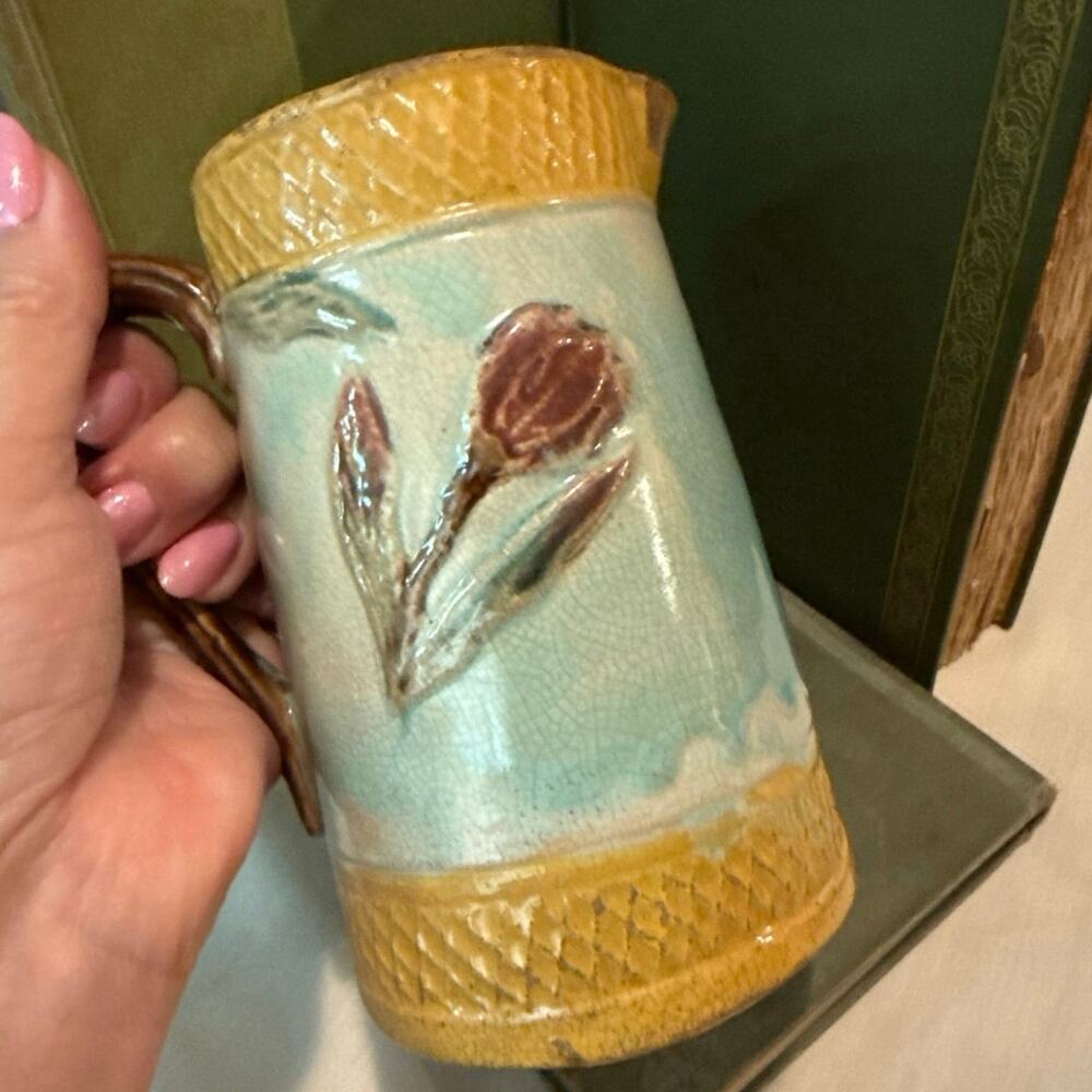 Antique English Majolica Pitcher • Relief Floral • Scroll Handle • c. 1890–1920 - Picture 8 of 14